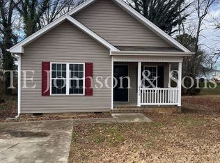 4212 Dellwood Dr, Winston Salem, NC 27105