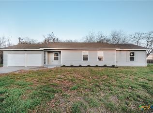 702 E Airline Rd, Victoria, TX 77901