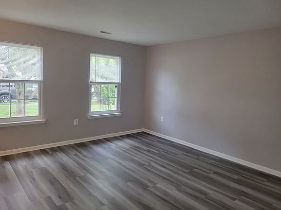 4th image of 8650 Sunnygate Dr