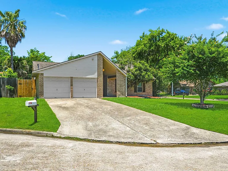 17511 Favor Bend Ct — Photo 7