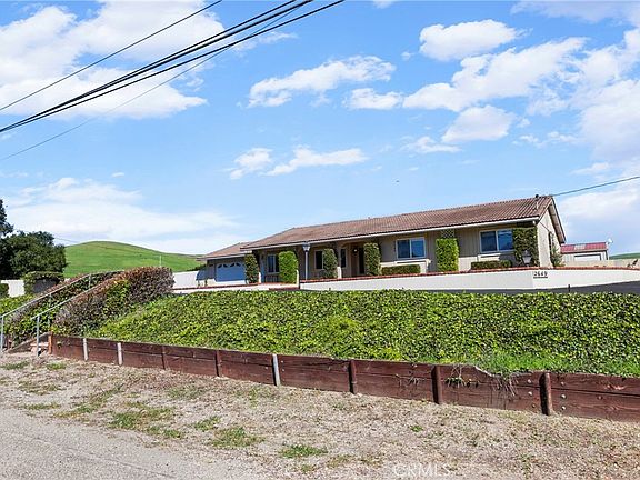 3rd image of 2649 Adobe Rd