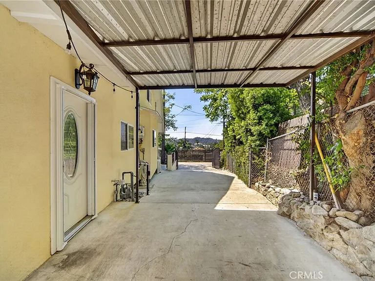 5929 Weaver Ln — Photo 29