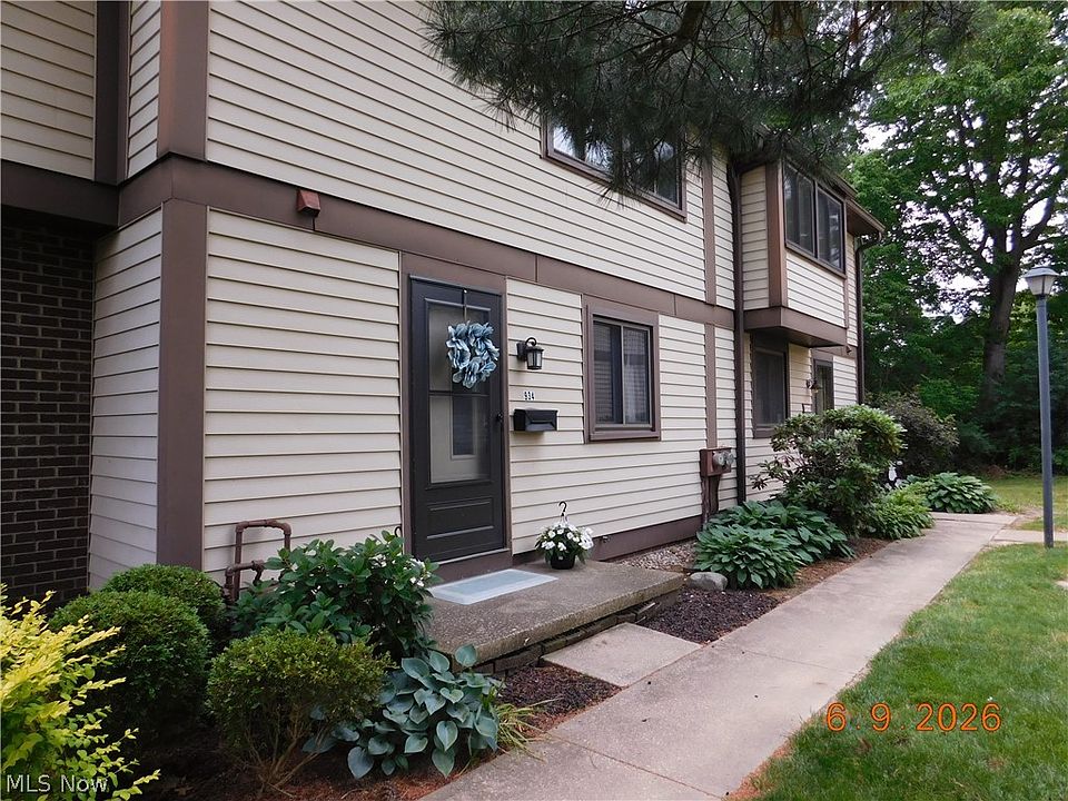 1st image of 934 Hampton Ridge Dr