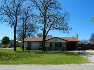 83 Oscar Cole St, Callisburg, TX 76240