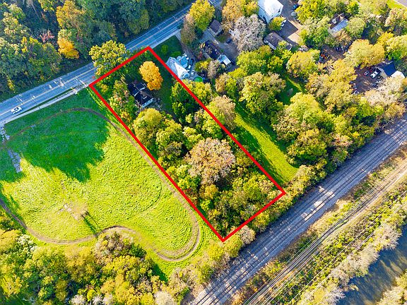 5th image of 8784 Archer Ave