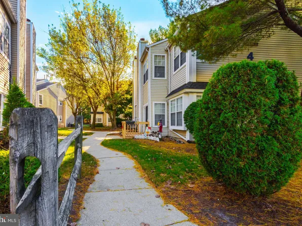 197 Meadow Ridge Rd, Absecon, NJ 08205