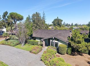 221 Fremont Ave, Los Altos, CA 94024