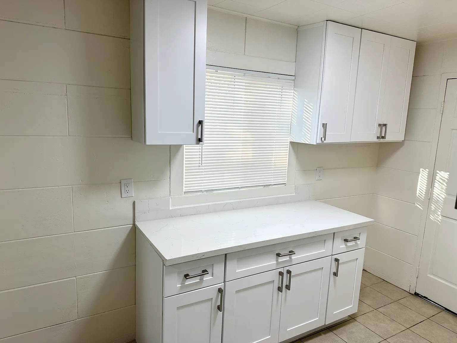 2 bed, 500 sqft, $1,295 — Photo 2