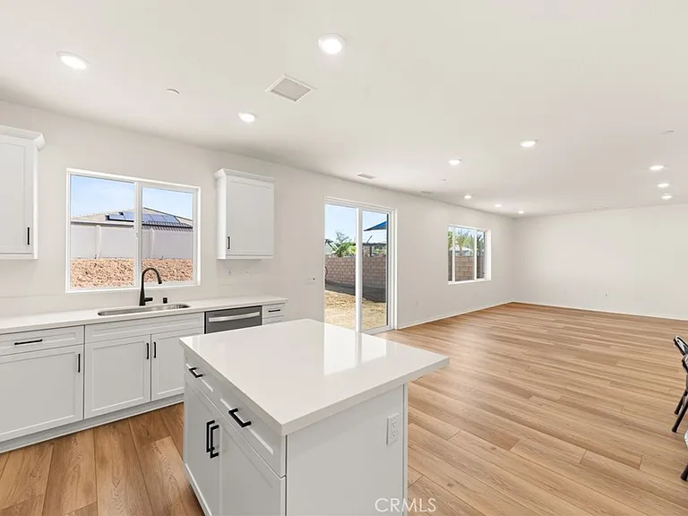 19434 Arenal Way — Photo 7