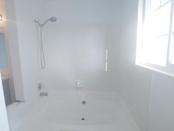 5th image of 5565 W Hunter Dr