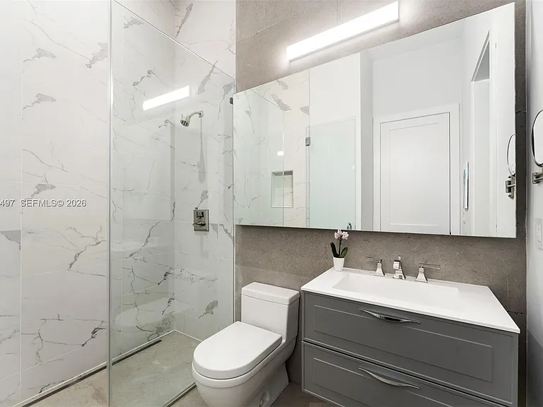 11275 SW 64th Ave — Photo 28