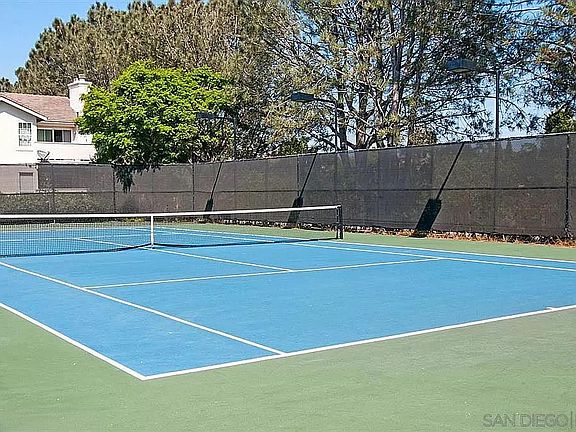 3rd image of 13613 Tiverton Rd