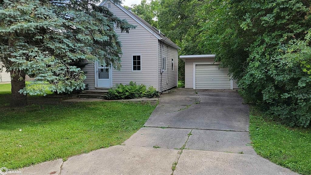 1039 15th St NE, Mason City, IA 50401 MLS 6309965 Zillow