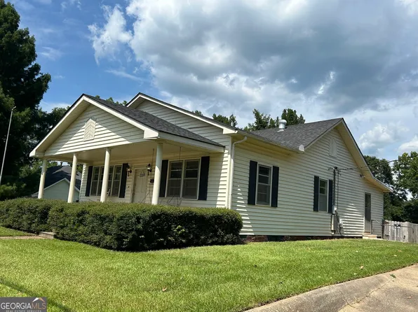 6308 19th Ave, Valley, AL 36854