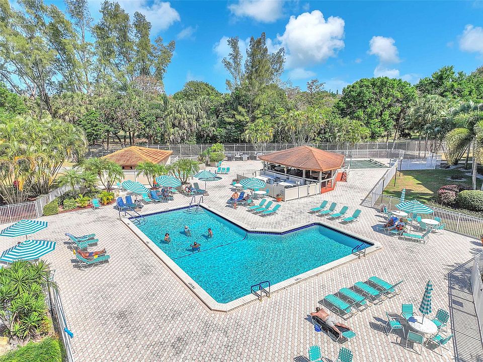 1st image of 3910 Inverrary Boulevard #308-b