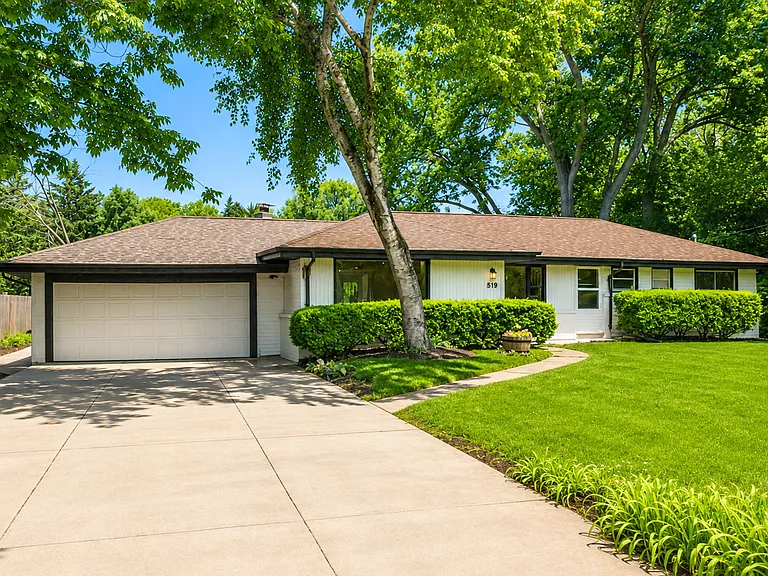 519 W Montclaire Ave — Photo 31