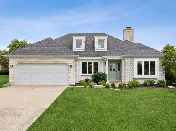 8300 Chelsea Ln, Willow Springs, IL 60480