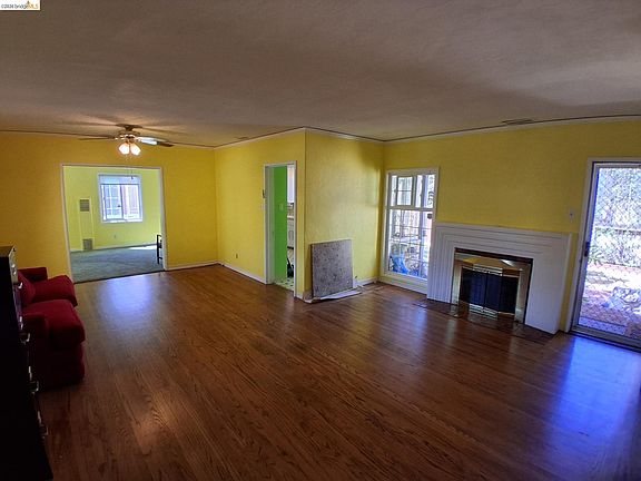 4th image of 125 Oak Pl