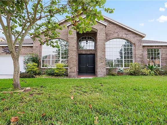 2nd image of 3811 Gatlin Woods Dr