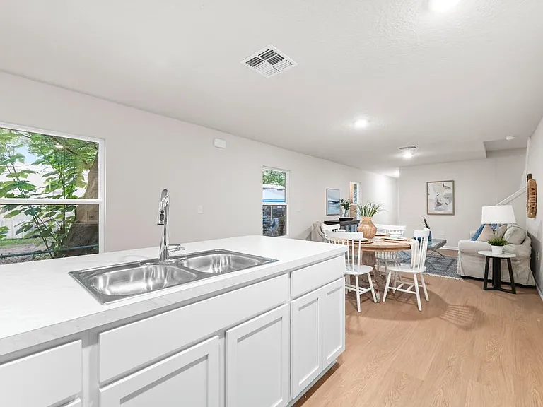 8941 Hare Ave — Photo 9
