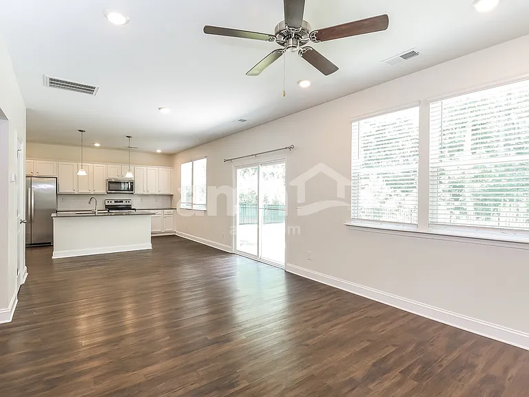 544 Rivermist Dr — Photo 5