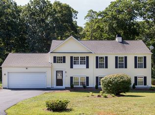 21 N Christopher Ave, Tiverton, RI 02878