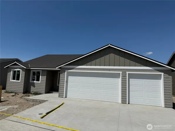 2377 Noah Street SE, East Wenatchee, WA 98802