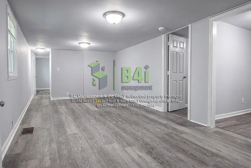 2 bed, 1.0 bath, 780 sqft, $875 — Photo 2