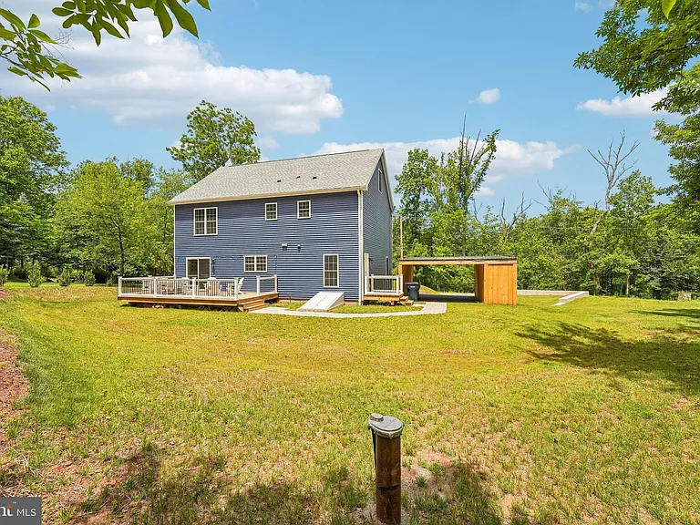 40 Creek Rd — Photo 46