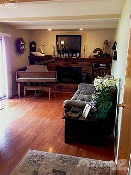 3rd image of 510 Amesbury Dr