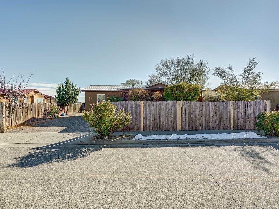 1st image of 165 Vista Del Norte