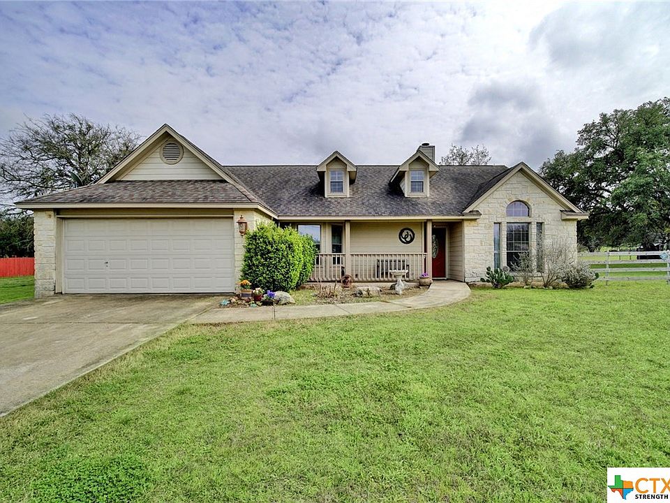 1st image of 310 Woodland Trl