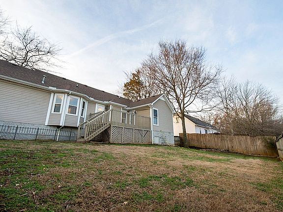 5th image of 3018 Kedzie Dr