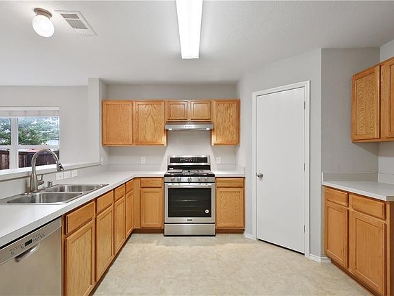 2nd image of 4220 Little Bend Ct