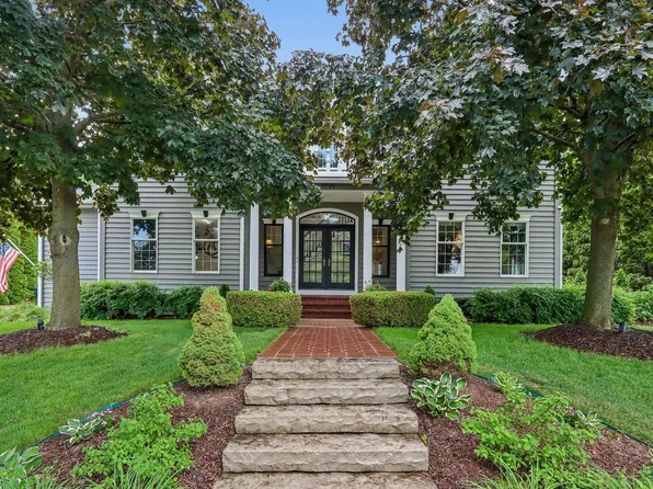 1299 Creekside LANE, Grafton, WI 53024