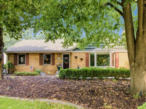 1715 Preston Ln, Hopkins, MN 55343