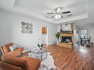 513 Signal Hill Ct S, Fort Worth, TX 76112