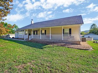 115 Greenwood Dr, Wartburg, TN 37887