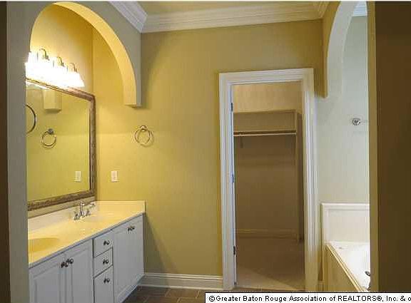 2nd image of 12034 Hollywood Park Dr