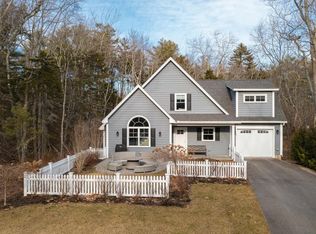 5 Sylvan Cir, Cape Neddick, ME 03902
