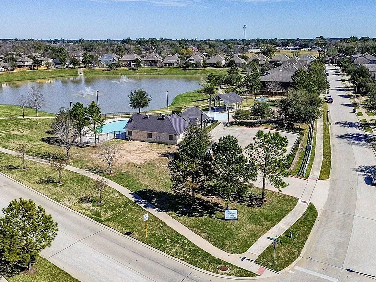 7042 Sliding Rock Cir — Photo 15