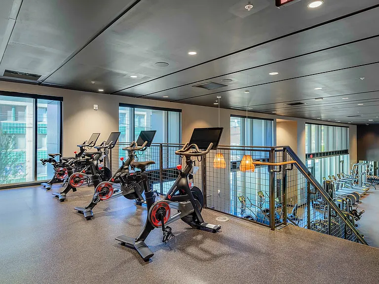 Fitness Center - 04