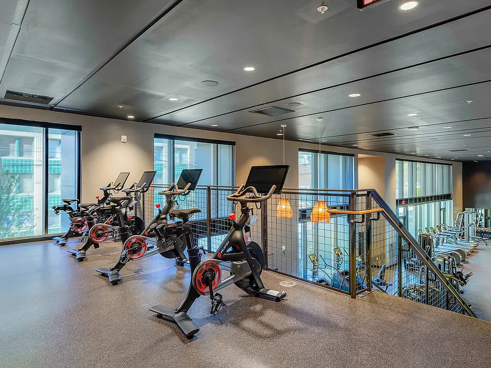Fitness Center - 04