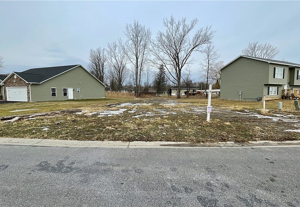1st image of 7875 Marina Dr #11