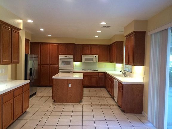 Spacious kitchen