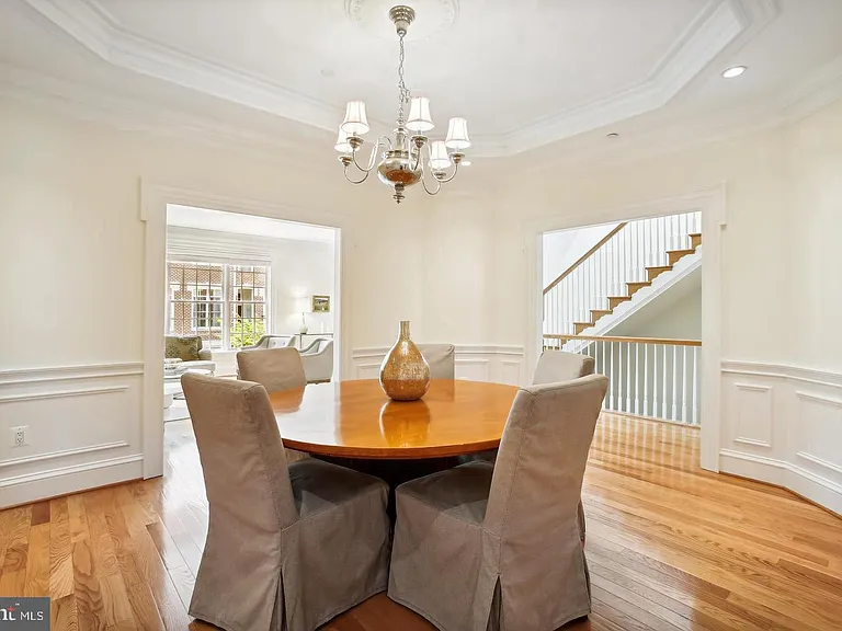 7022 Little Leaf Linden Ln — Photo 14