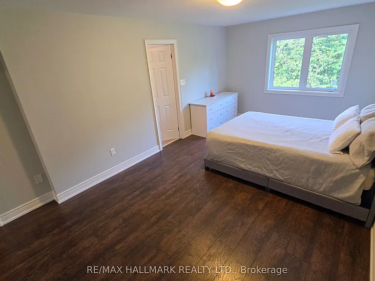 61 Collin Ct — Photo 35