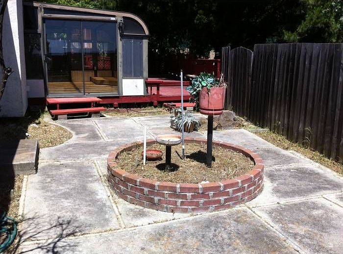 2nd image of 210 Phoenix Cir