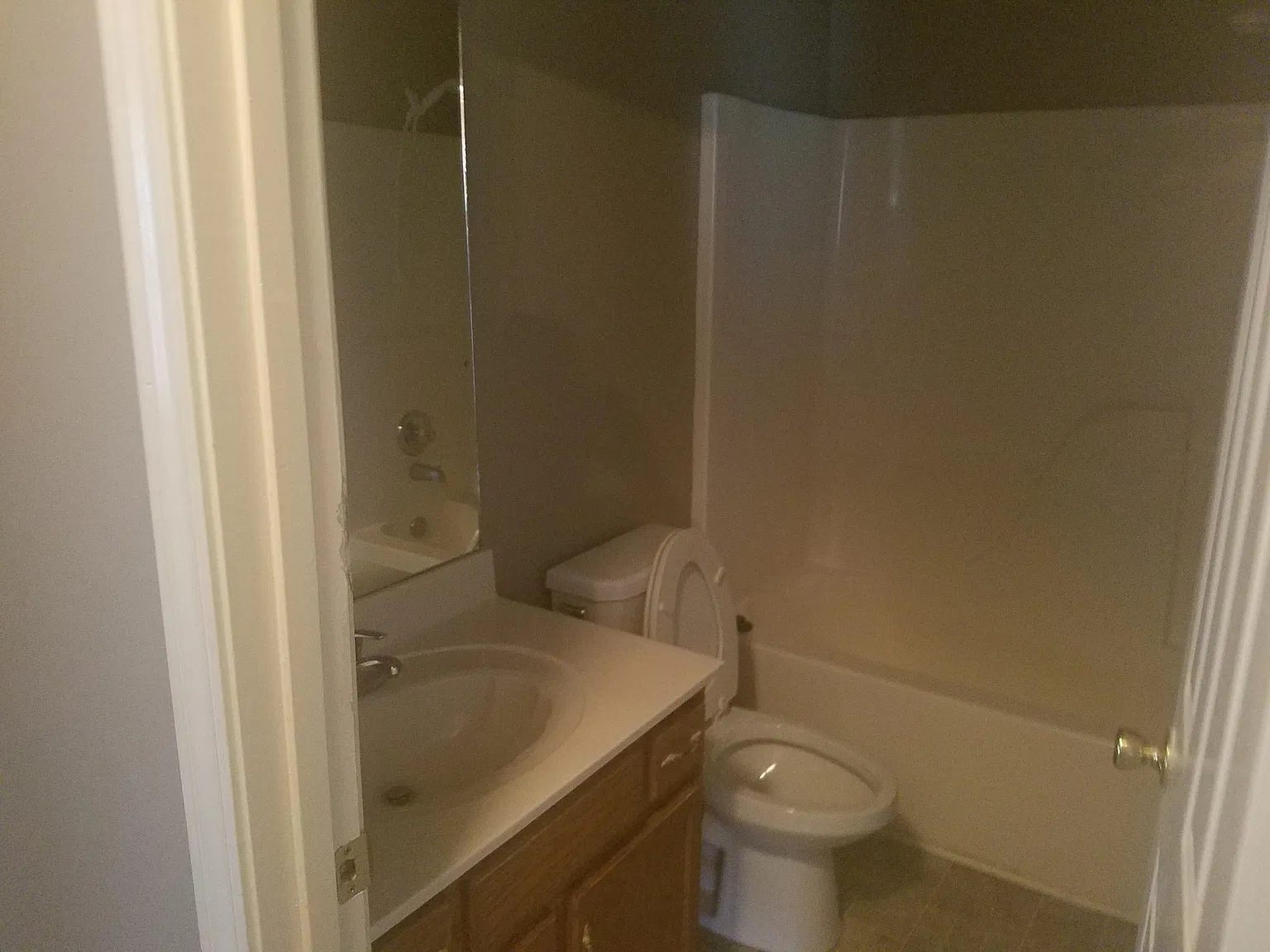 2 bed, 815 sqft, $1,250 — Photo 4