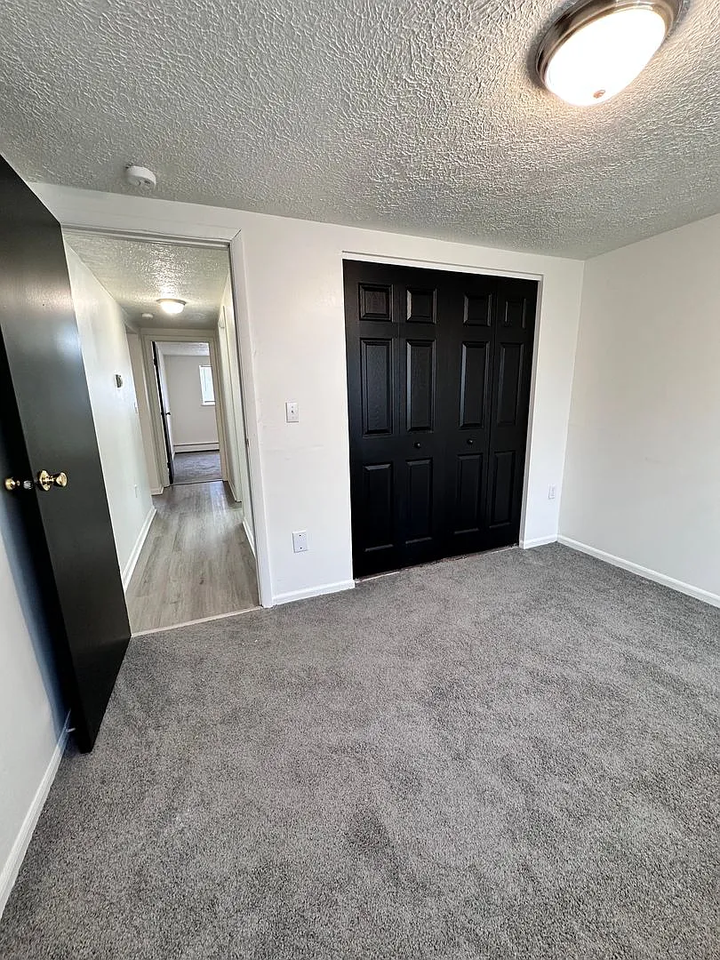 460 Market St — Photo 2